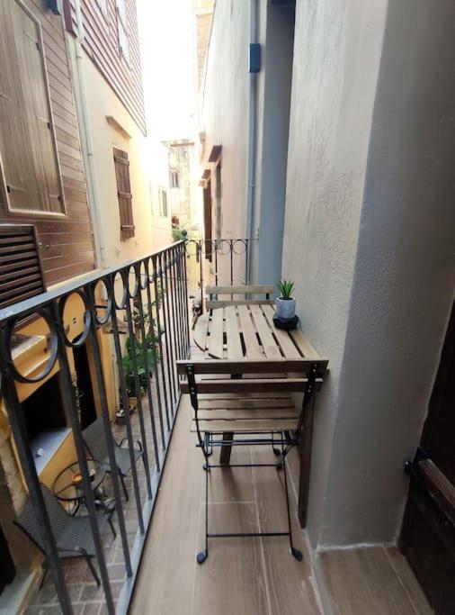 Giorgos & Chara Studio In The Old Port خانيا المظهر الخارجي الصورة